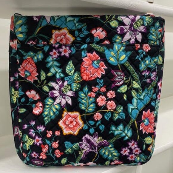 Vera Bradley Iconic Triple Zip Hipster - Picture 2 of 7